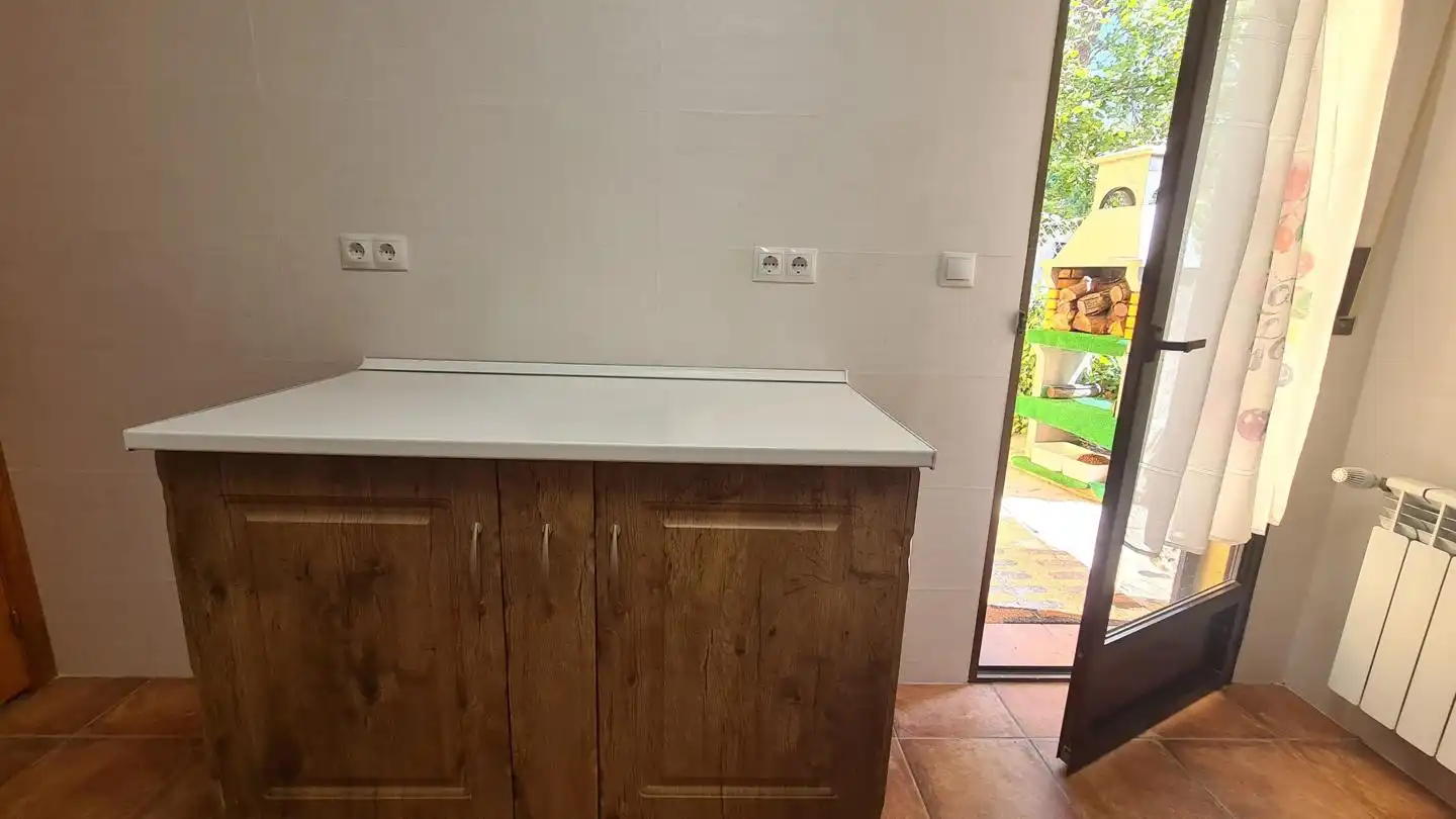 Cocina de Casa o chalet en venta en Piedralaves con Calefacción, Jardín privado y Terraza