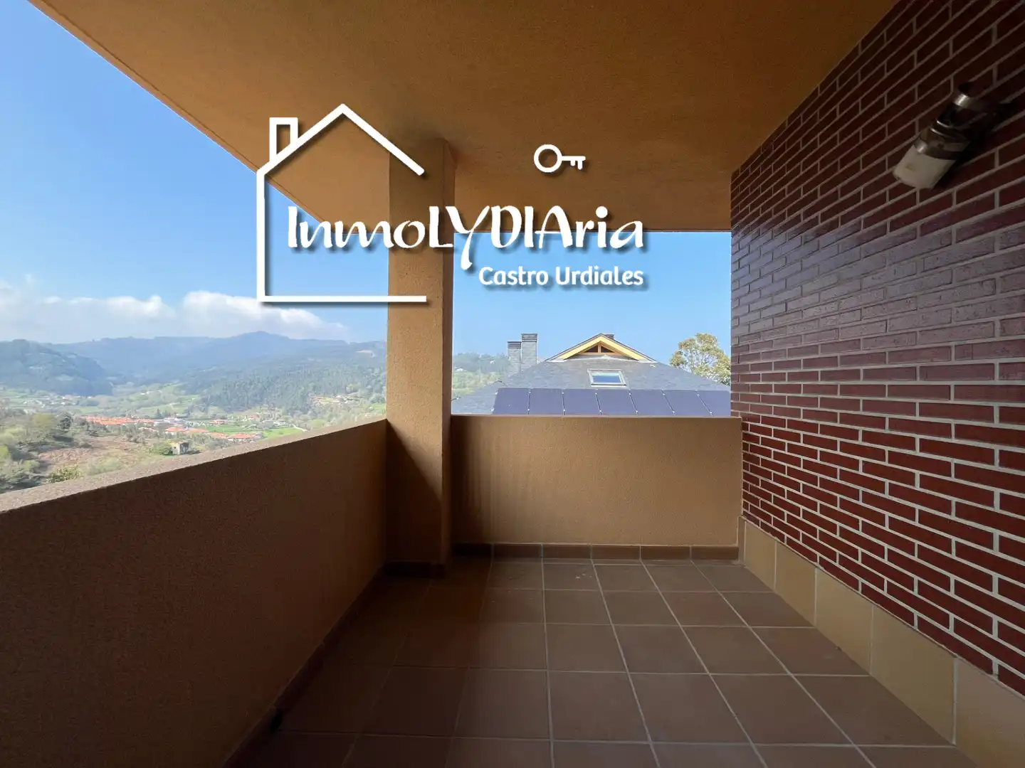 Exterior view of Houses for sale in Castro-Urdiales  with Heating, Private garden and Terrace