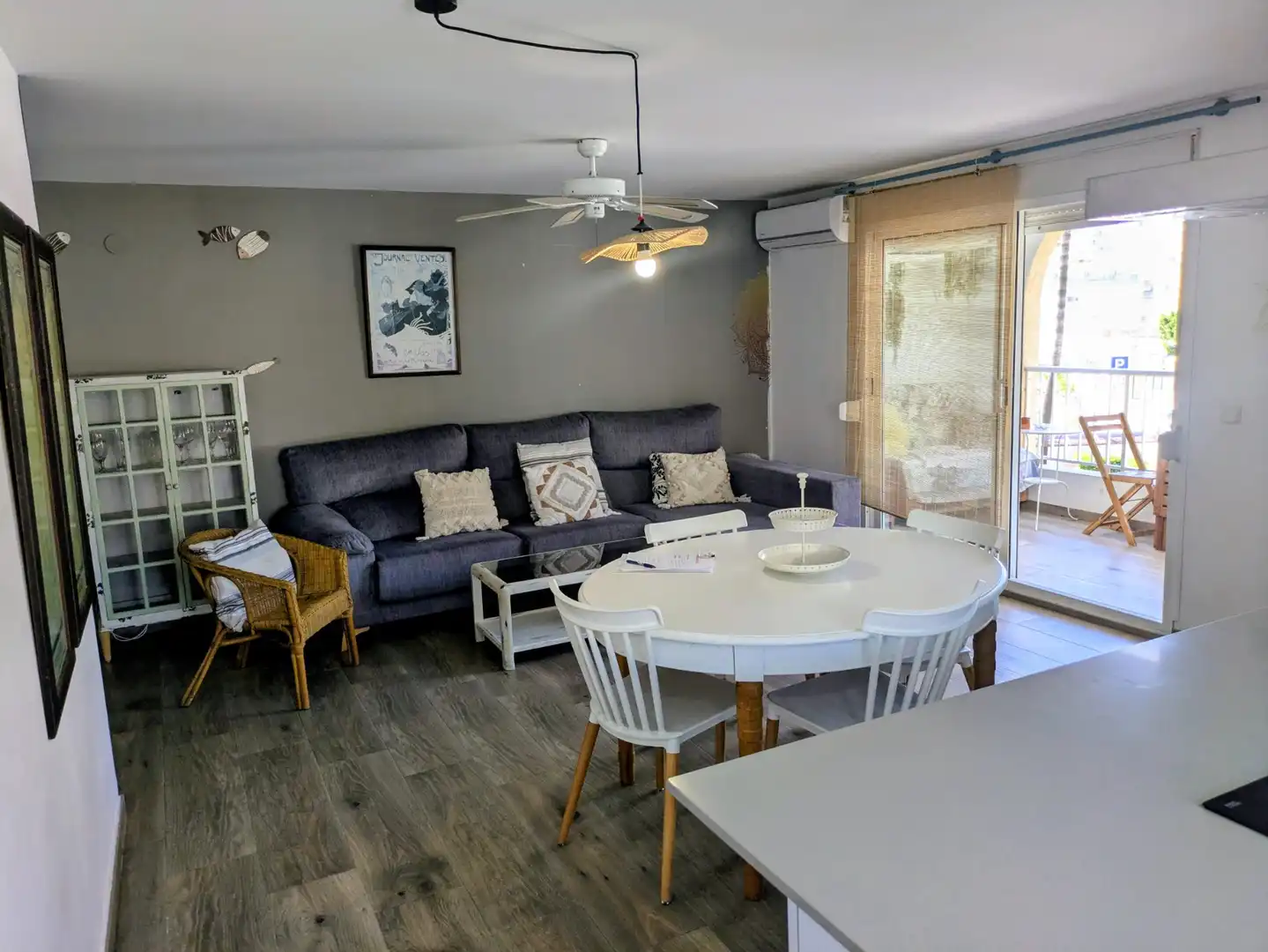 Living room of Apartments for sale in Cullera  with Terrace, Furnished and Balcony