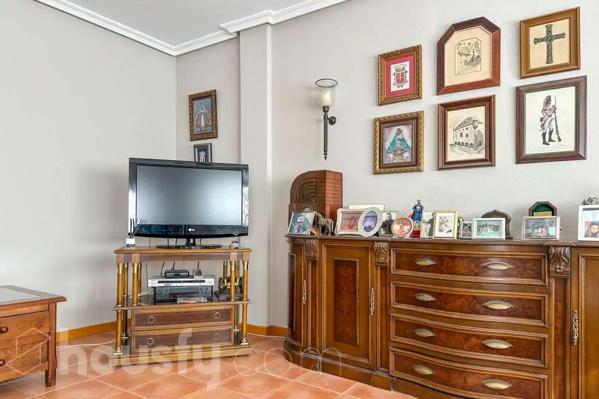 Living room of Houses for sale in Aranjuez  with Air Conditioner, Heating and Private garden
