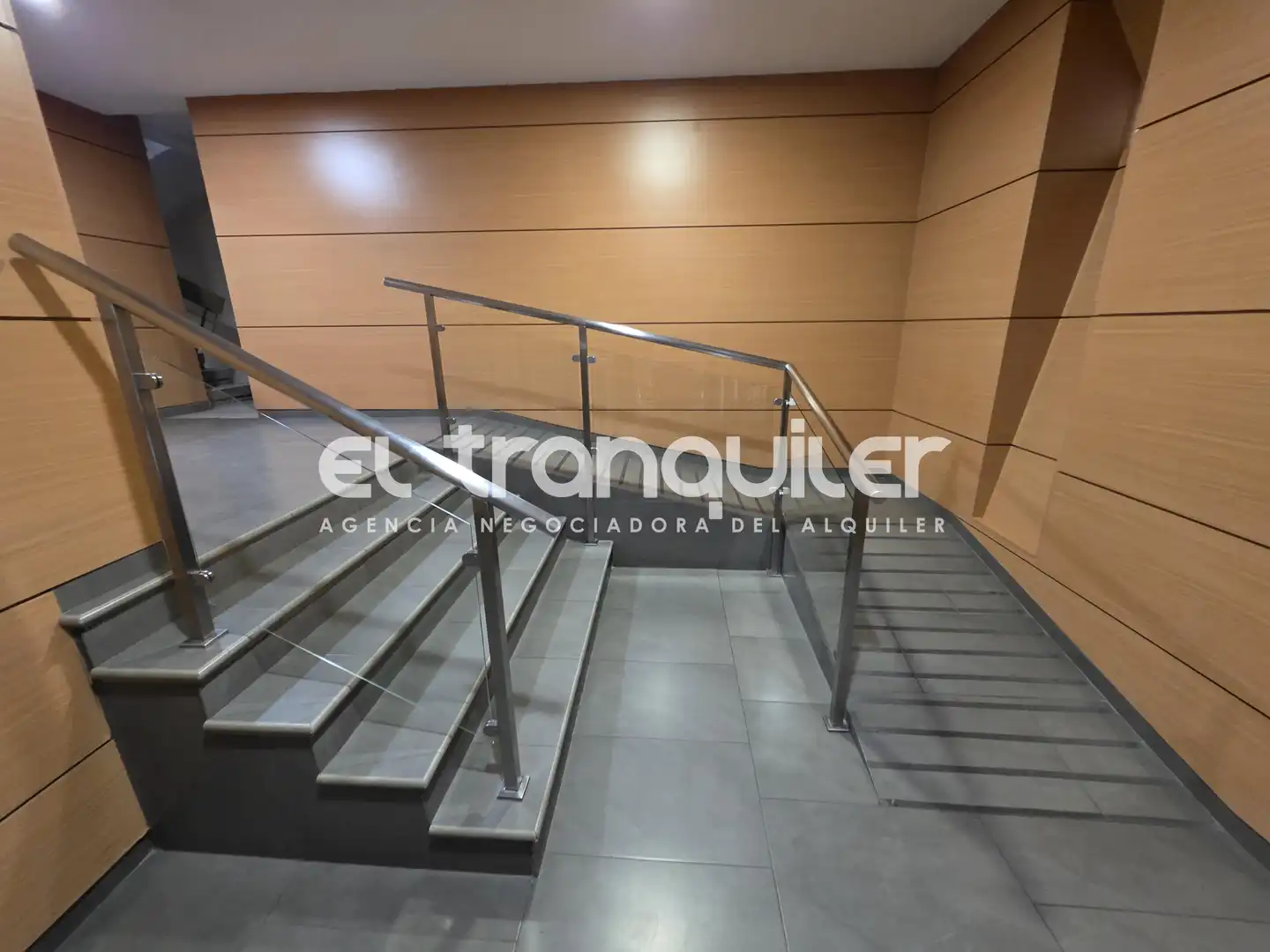Flat for rent in Madrid  with Air Conditioner, Furnished and Washing machine
