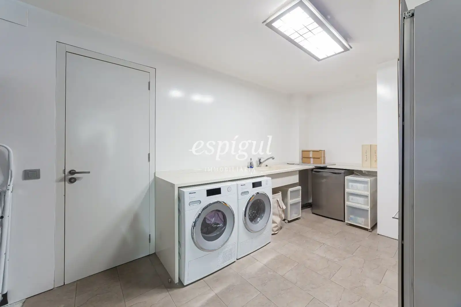 Cocina de Casa o chalet en venta en Sant Cugat del Vallès con Aire acondicionado, Parquet y Terraza