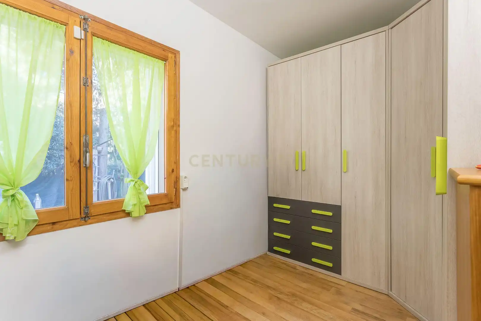 Houses for sale in Calle Lloret, Pineda de Mar, Spain, -1, Calella