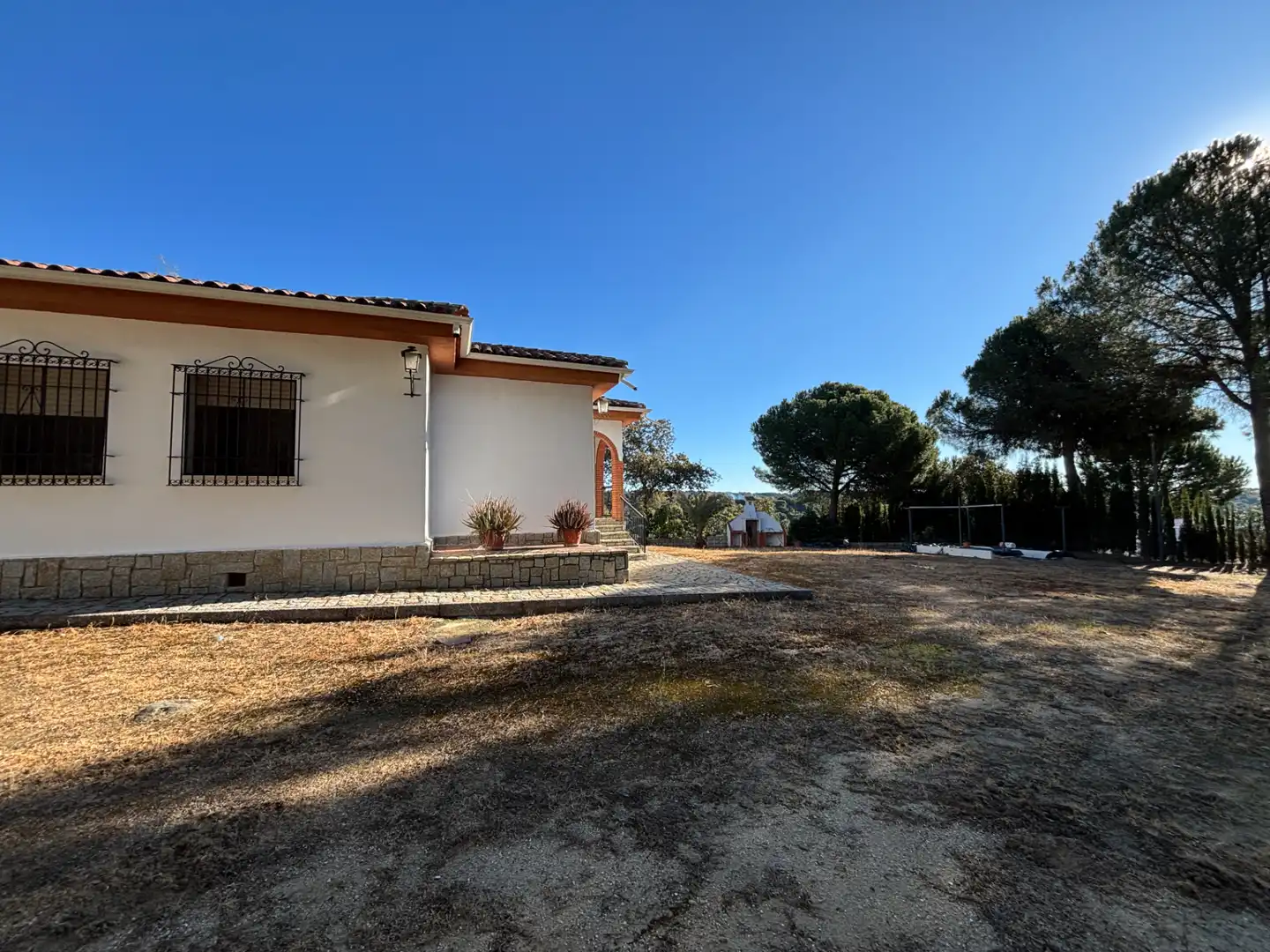 Vista exterior de Finca rústica en venta en Andújar con Aire acondicionado, Terraza y Piscina
