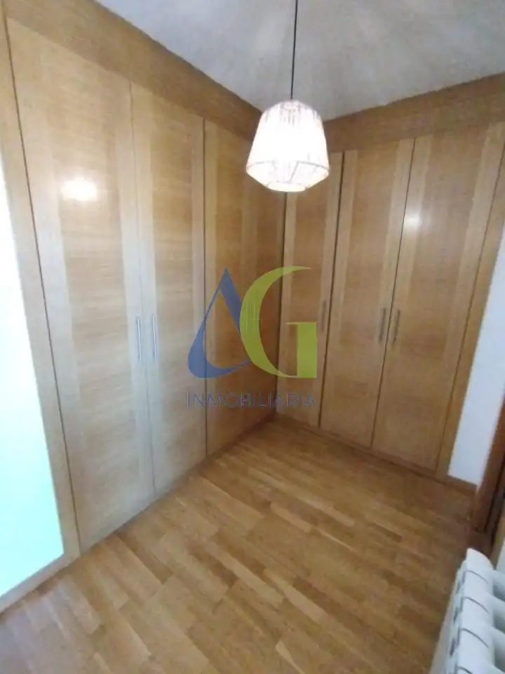 Bedroom of Houses for sale in San Andrés del Rabanedo  with Heating, Terrace and Storage room