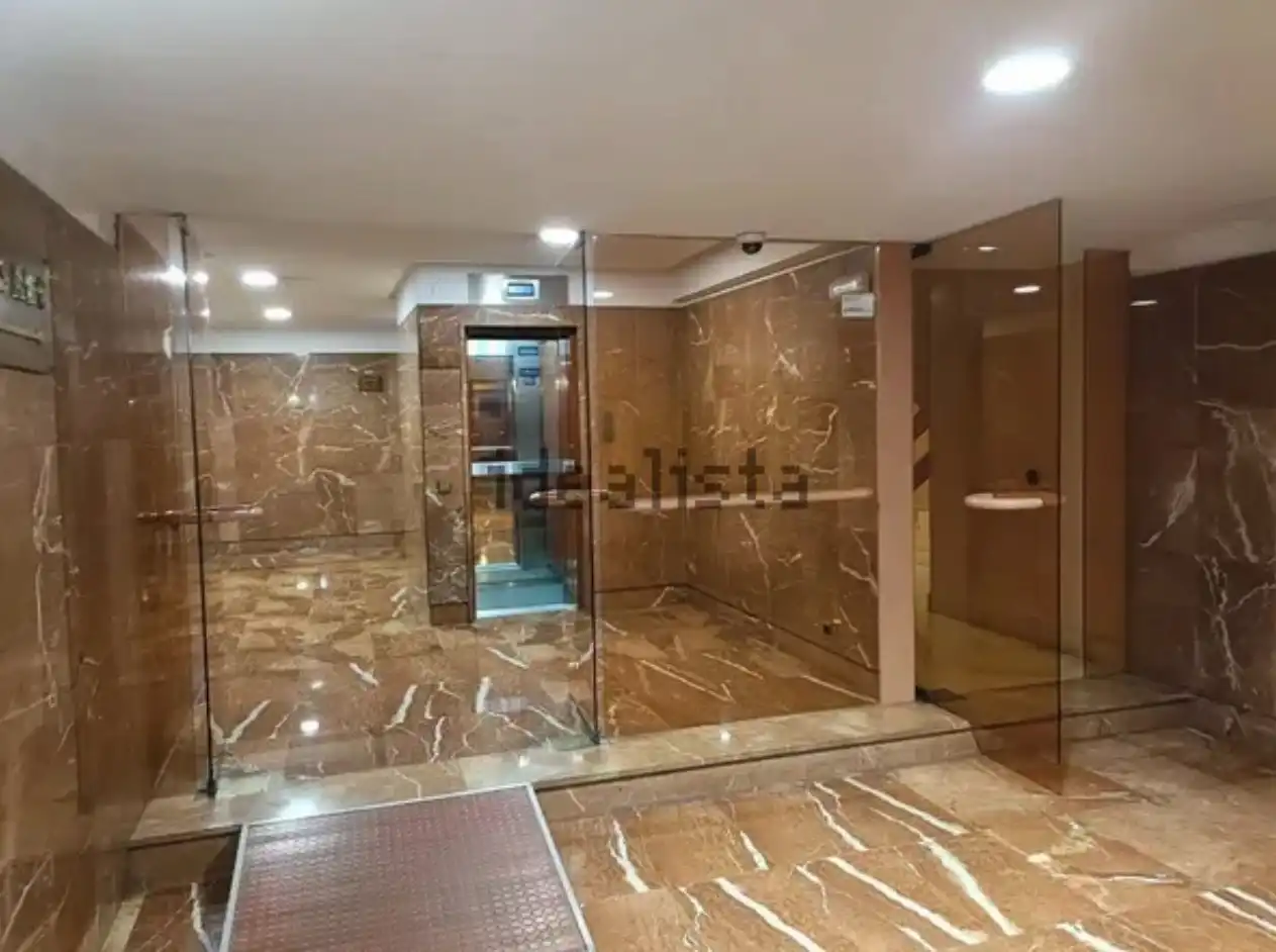 Piso con ascensor en venta en Rambla de Méndez Núñez, imagen 11