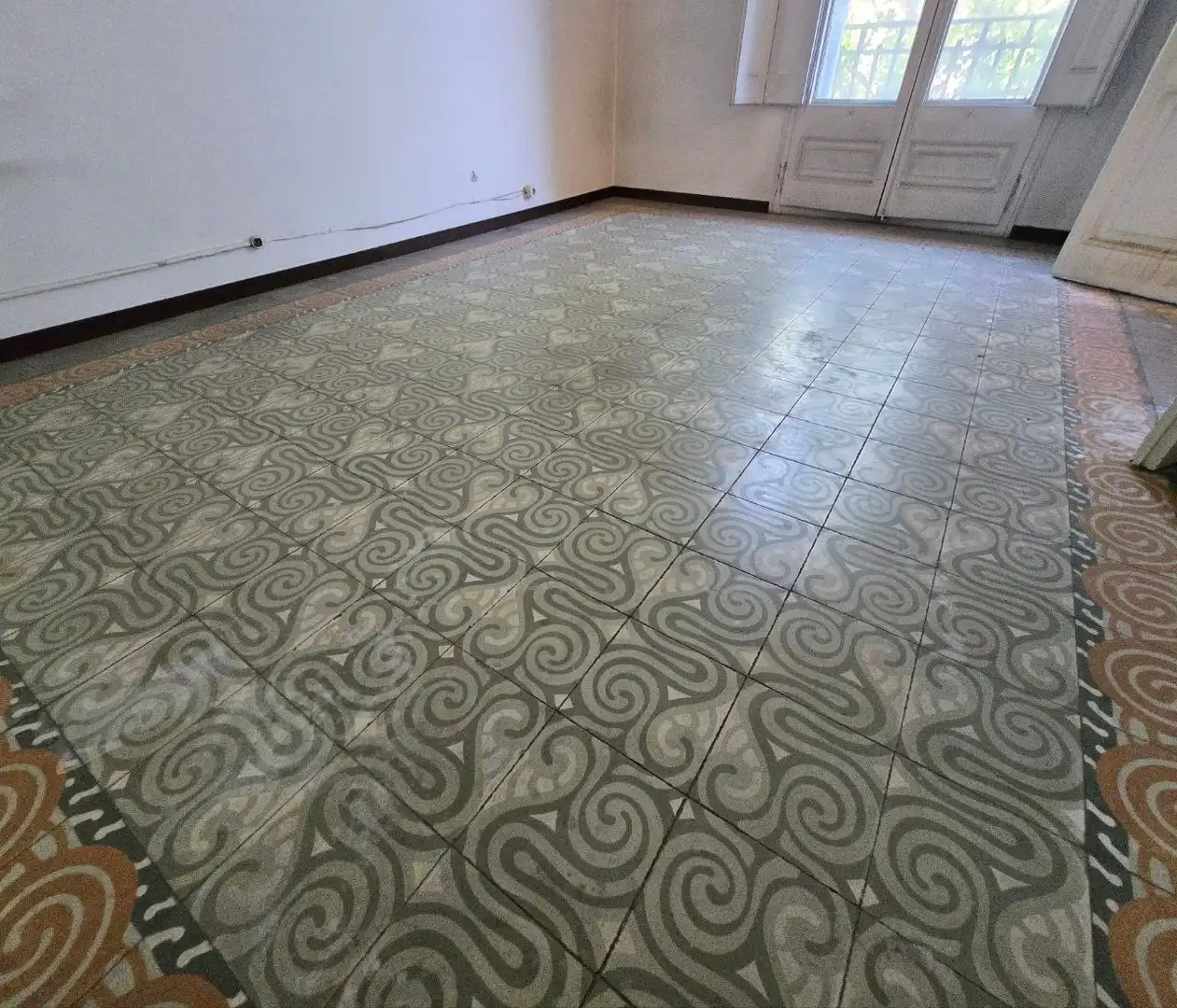 Vista exterior de Piso en venta en Barcelona con Calefacción, Trastero y Balcón
