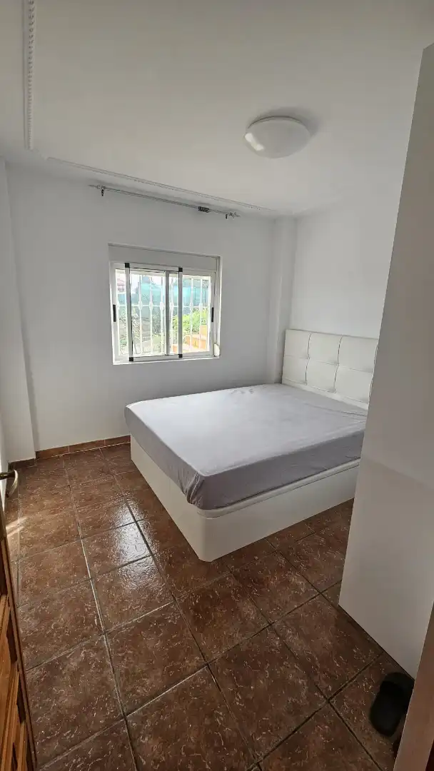 Dormitori de Casa o xalet en venda en Torrent amb Aire condicionat, Terrassa i Piscina
