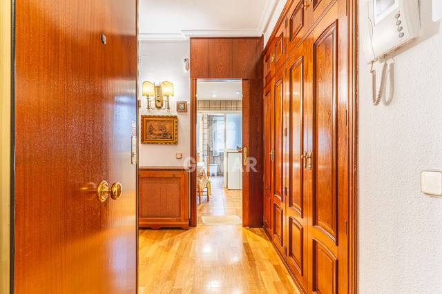 Piso en Venta en Opañel