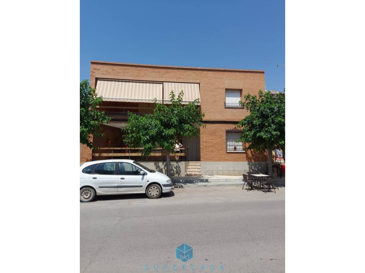 Vista exterior de Casa o xalet en venda en Lillo amb Aire condicionat, Calefacció i Terrassa