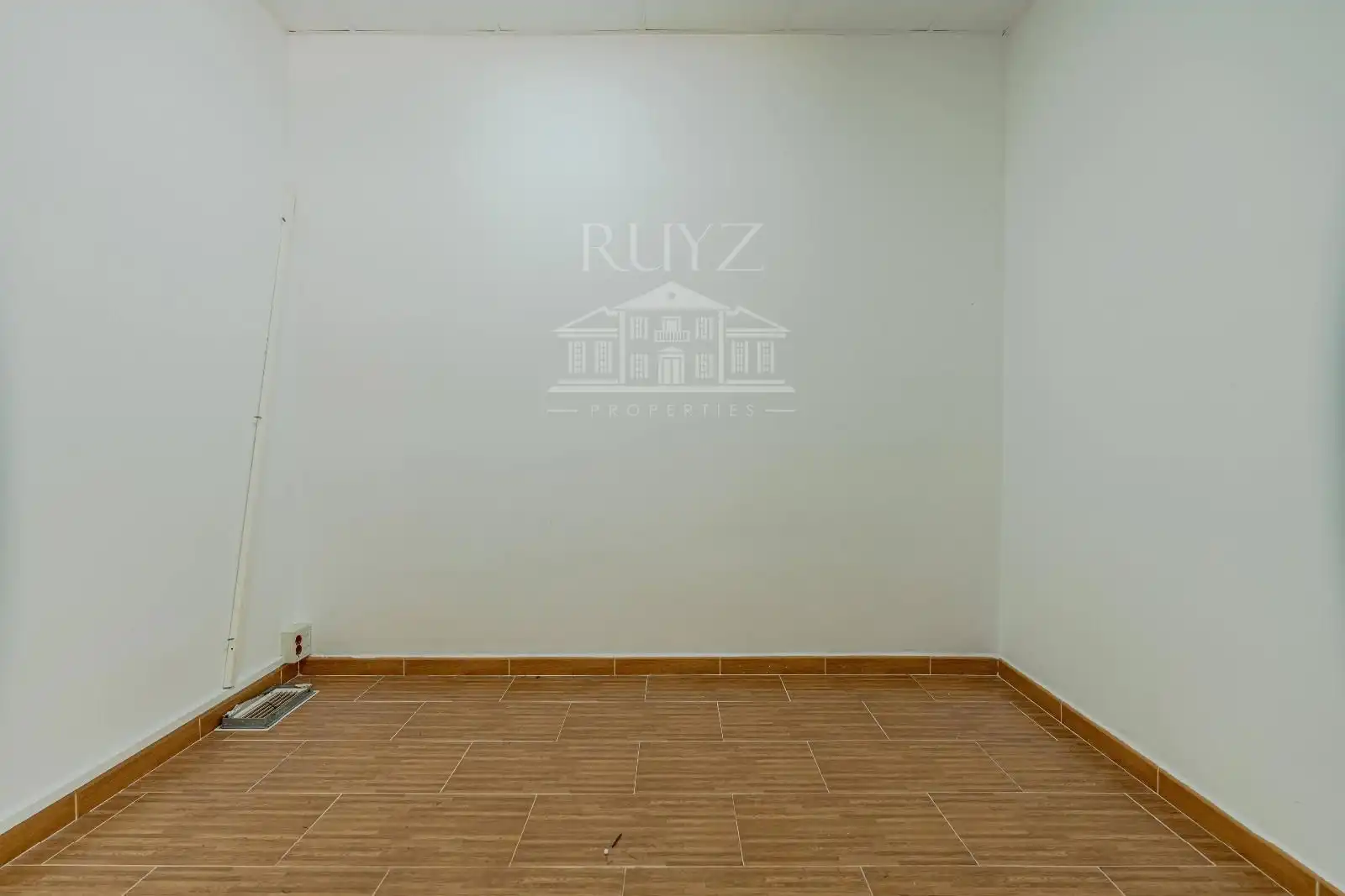 Local comercial de lloguer a Candida Jimenez Cazorla, imagen 6