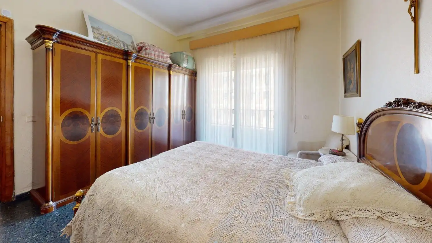 Bedroom of Flat for sale in Sevilla  with Air Conditioner, Terrace and Storage room