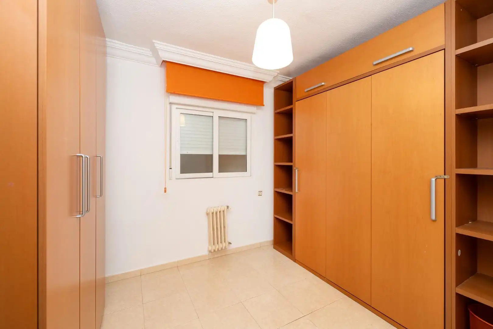 Piso en venta en Calle Calle Emperatriz Eugenia, 1, Camino de Ronda