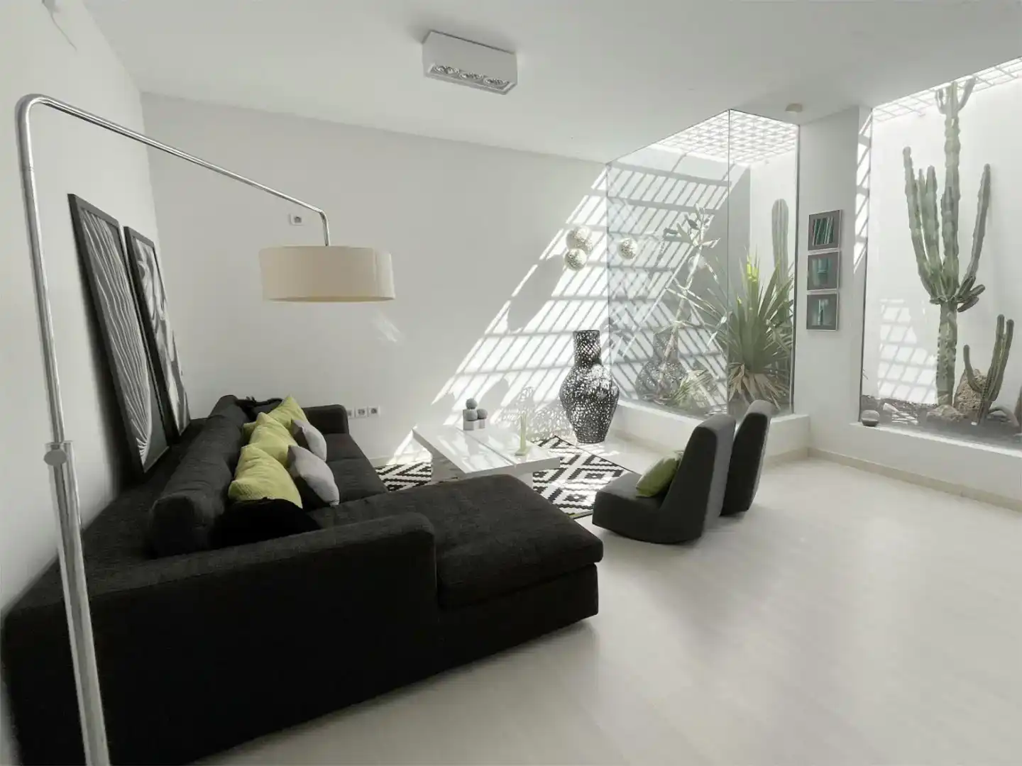 Sala de estar de Dúplex en venta en Adeje con Aire acondicionado, Terraza y Piscina