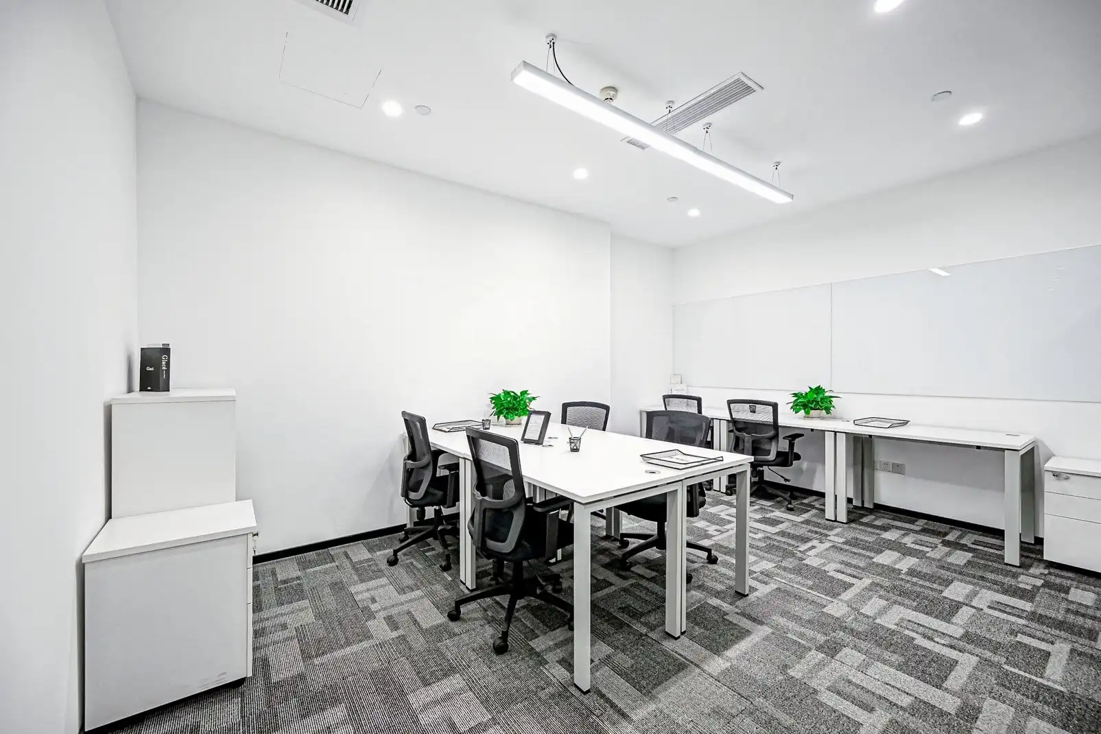 Oficina con ascensor en alquiler en Plaza de Uncibay 3