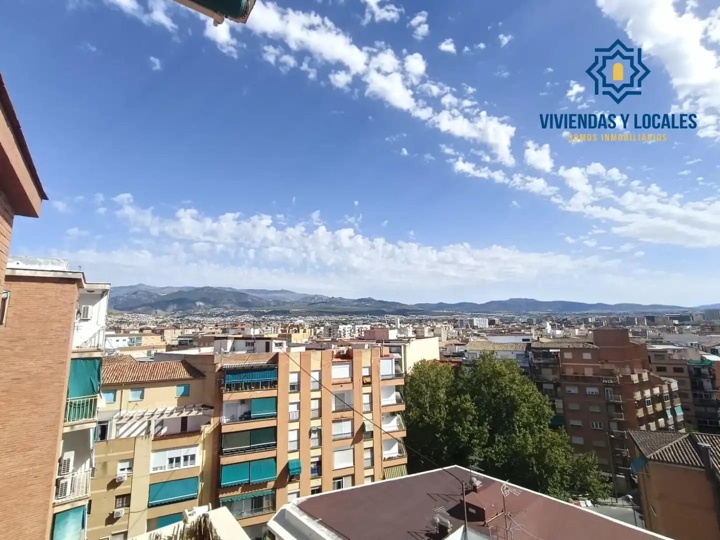Wohnung zur Miete in Avenida DE BARCELONA, Barrio de Zaidín