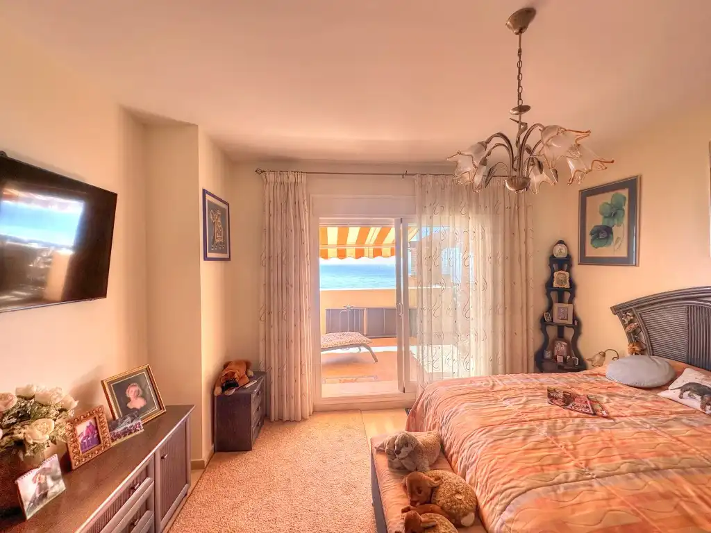 Schlafzimmer von Maisonette zum Verkauf in Torrox mit Klimaanlage, Heizung und Terrasse