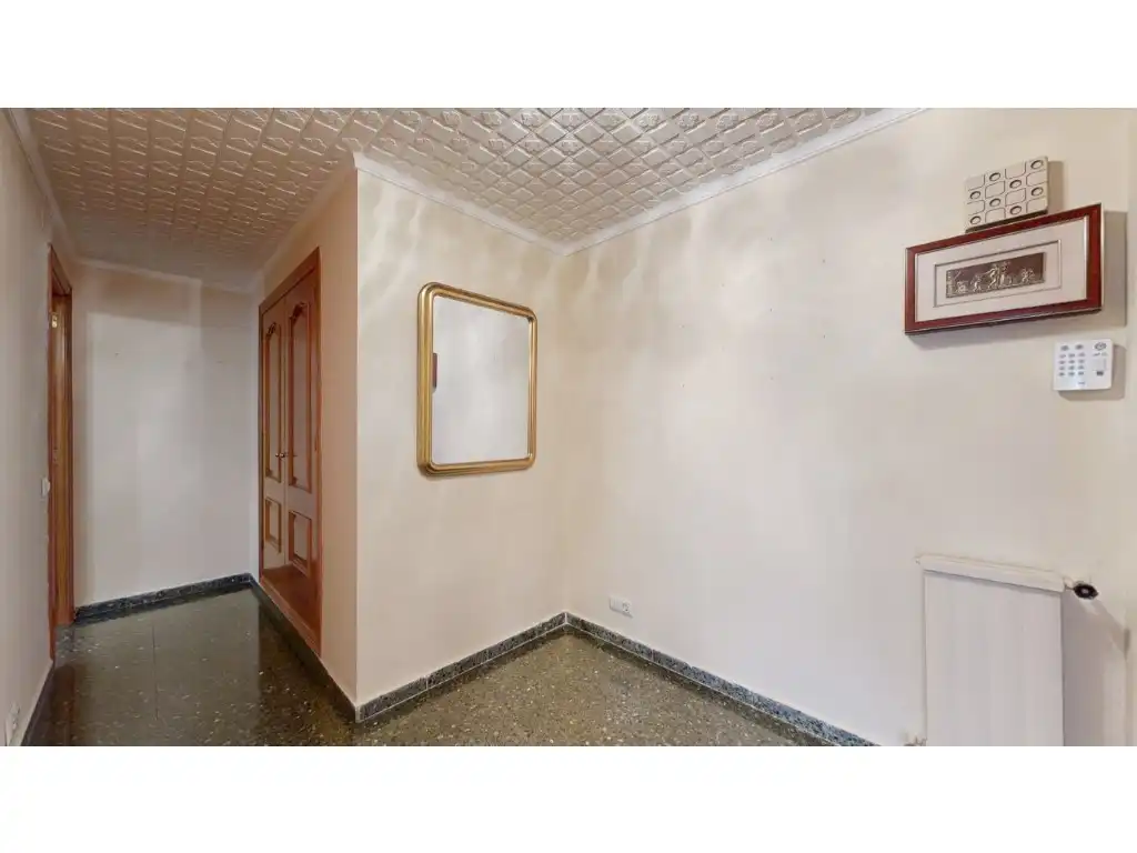 Flat for sale in Exposició