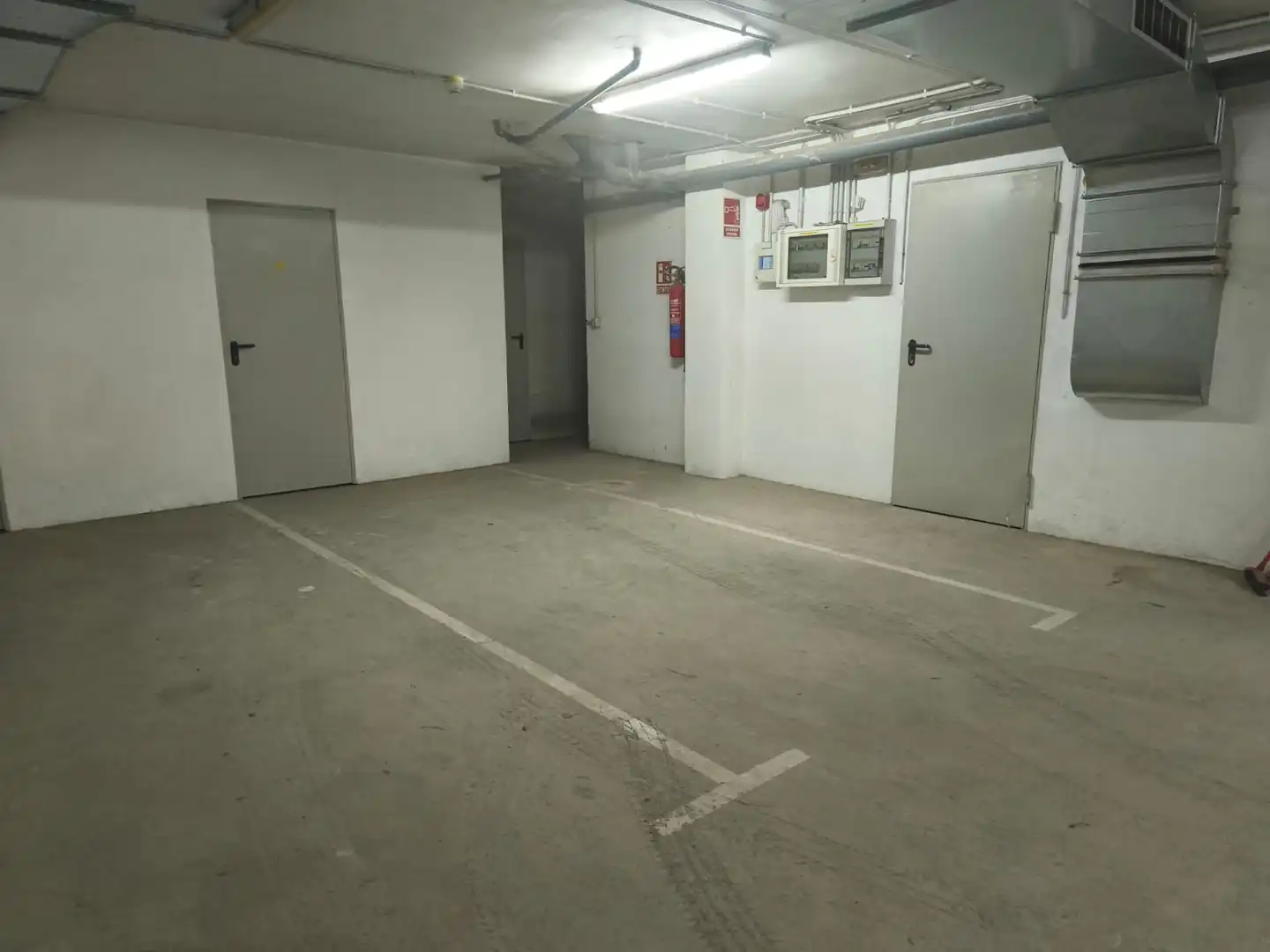 Einzelparkplatz zum Verkauf in Carrer de Girona
