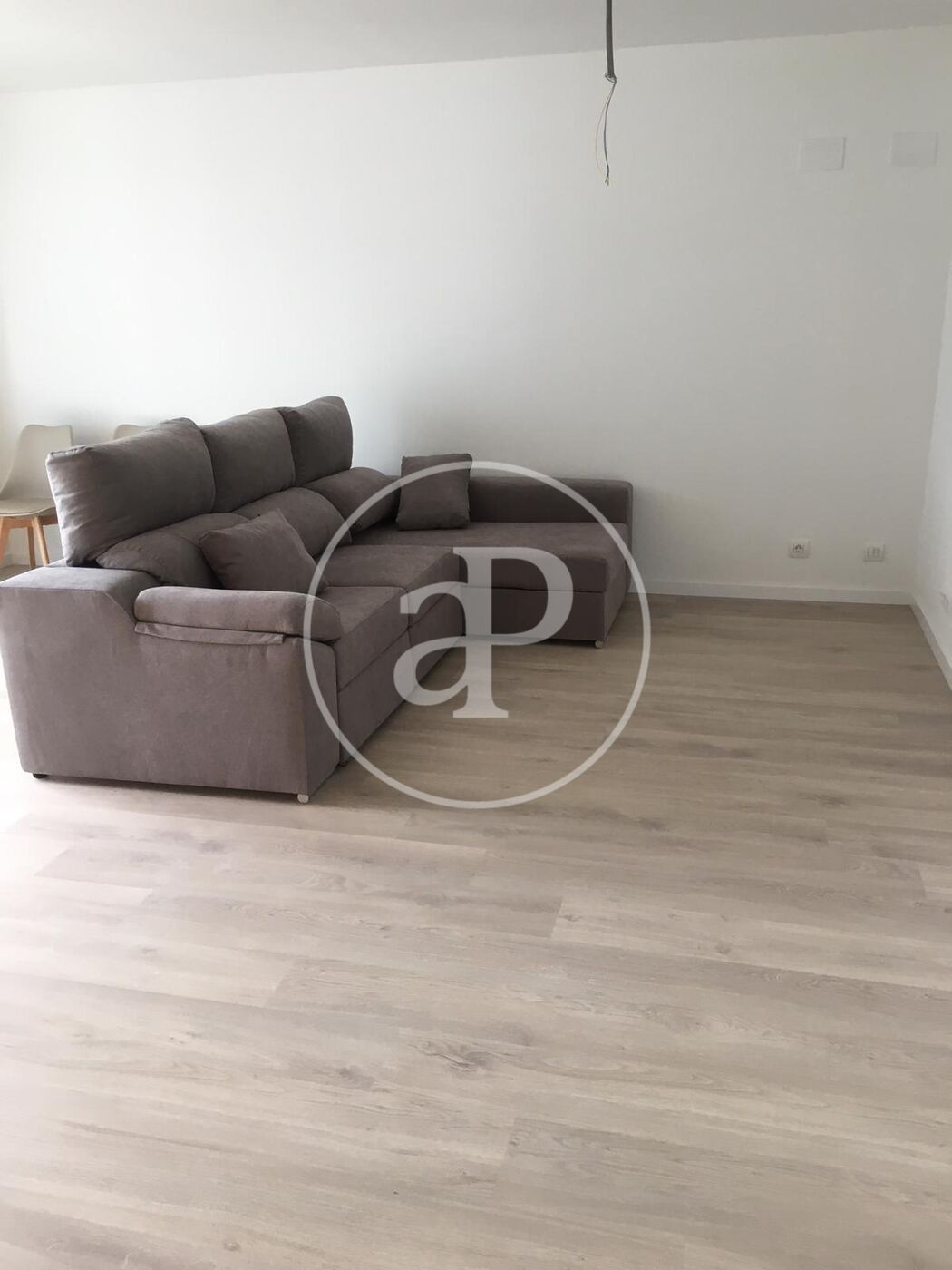 Sala d'estar de Pis de lloguer en  Valencia Capital amb Aire condicionat, Calefacció i Jardí privat