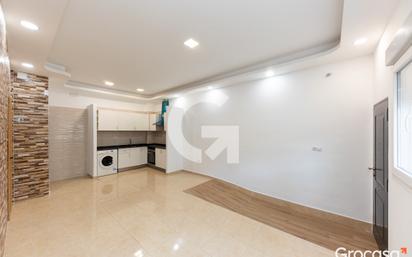 Kitchen of Single-family semi-detached for sale in Terrassa