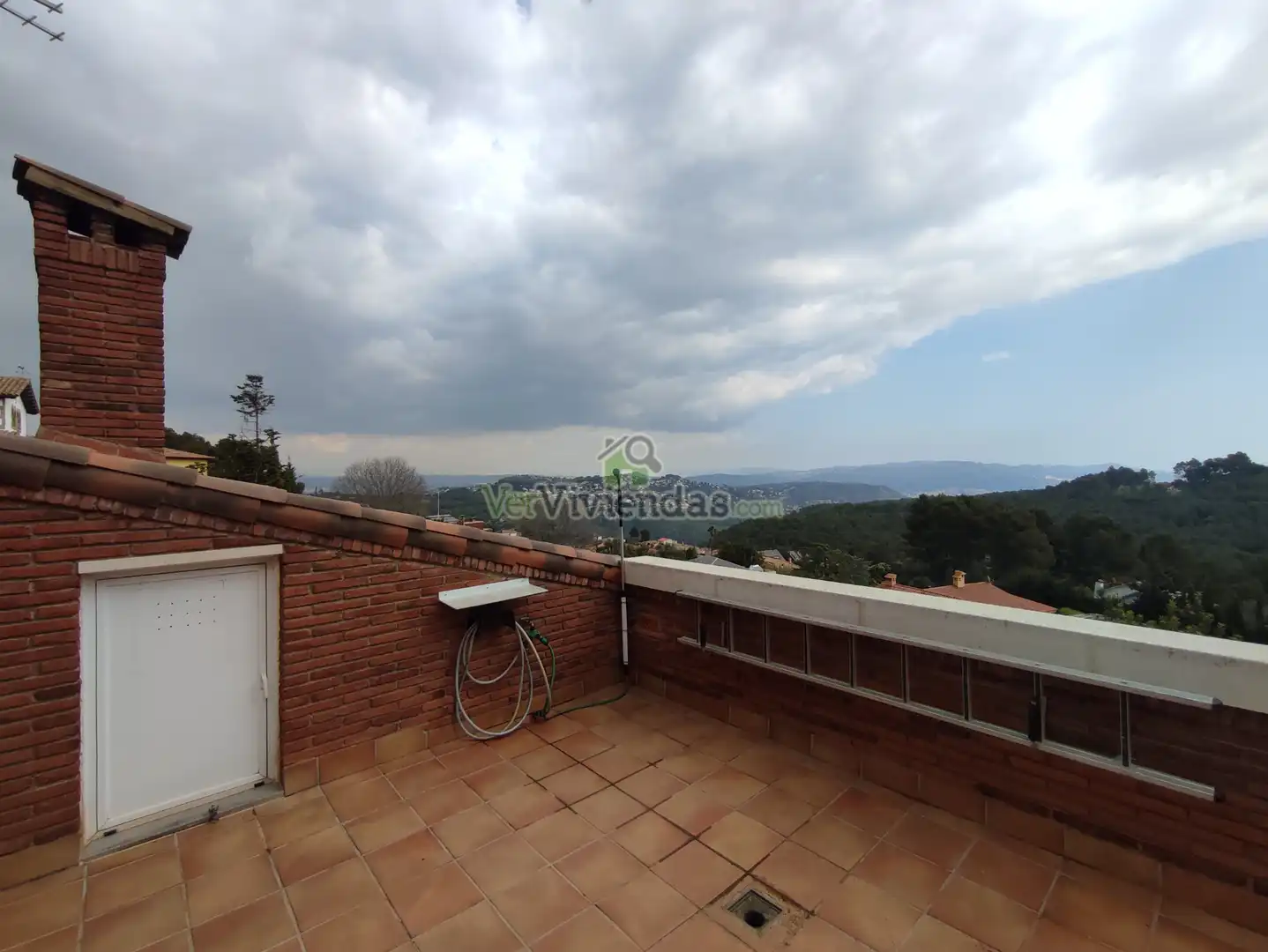 Terrassa de Casa o xalet en venda en Cervelló amb Calefacció, Jardí privat i Terrassa