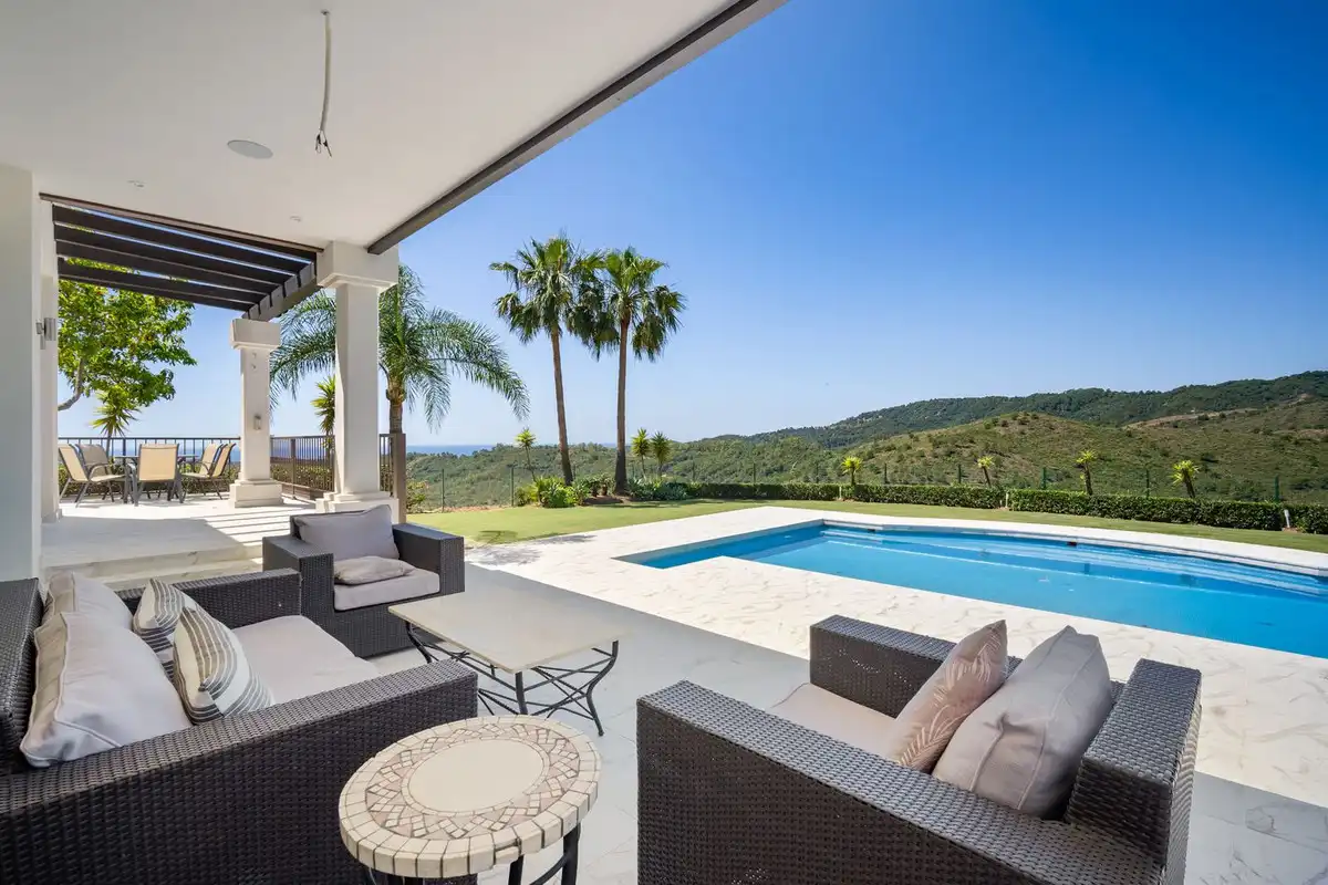 Casa con piscina en venta en Benahavís pueblo, imagen 6