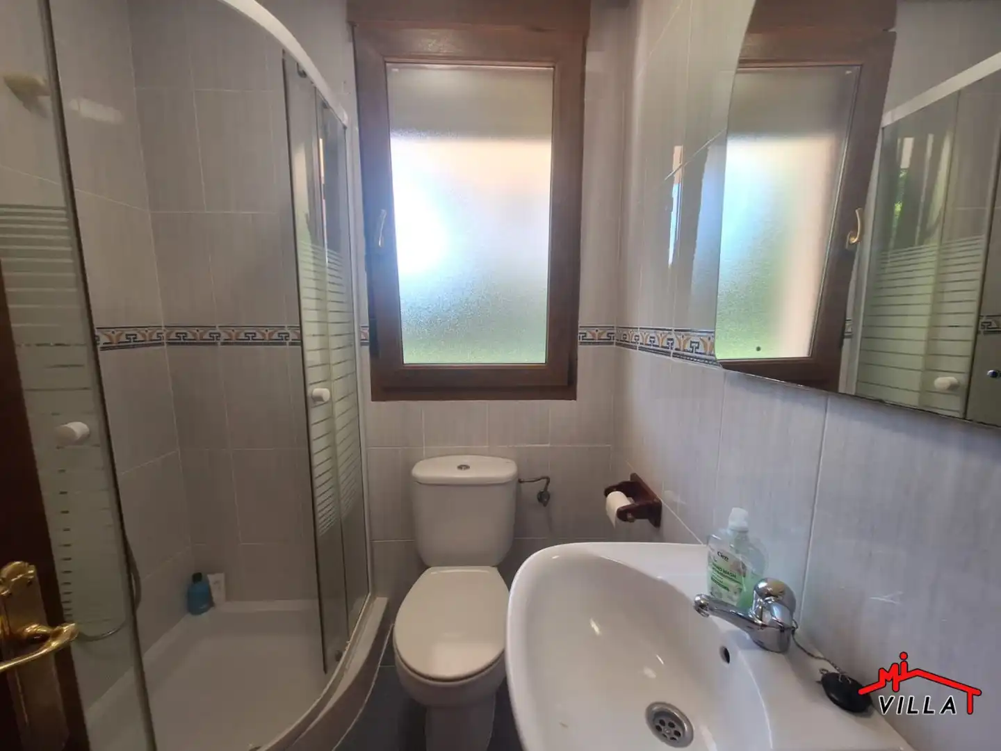 Bathroom of Ground floor for rent in Liendo  with Heating, Terrace and Furnished