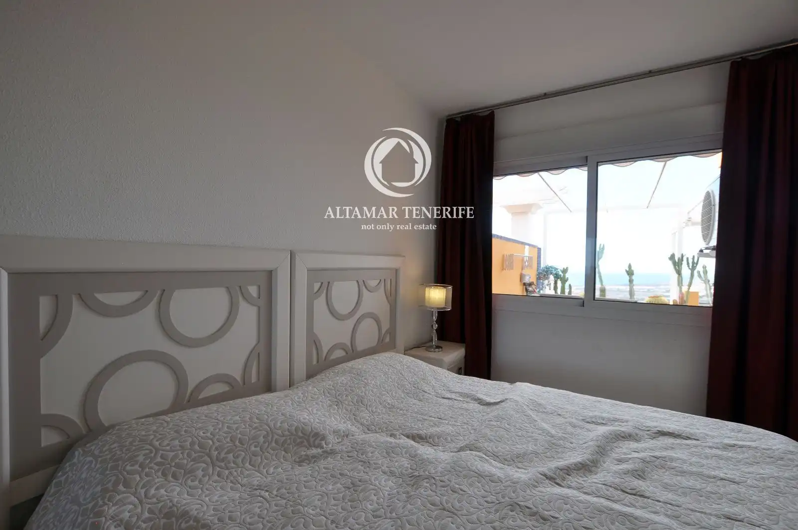 Dormitori de Apartament de lloguer en Adeje amb Terrassa, Traster i Piscina