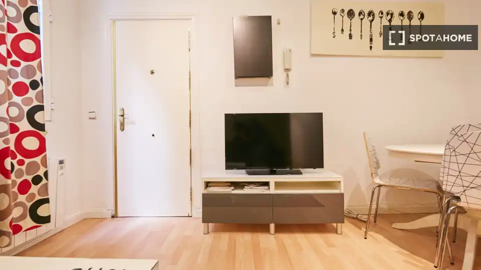 Sala de estar de Piso de alquiler en Madrid con Aire acondicionado, Calefacción y Amueblado