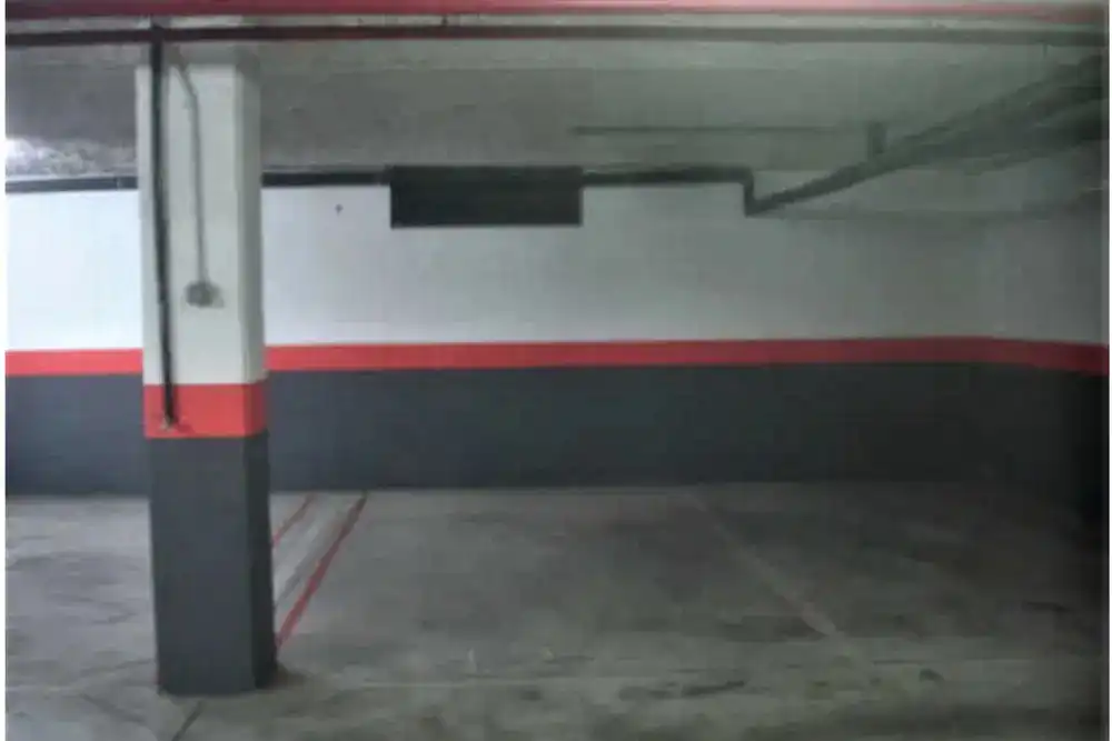 Parkplatz von Garage zum Verkauf in Alcalá de Henares
