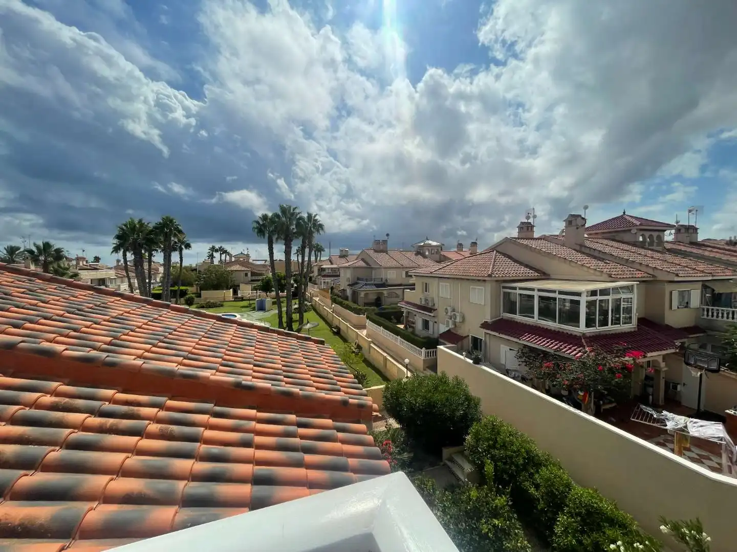 Vista exterior de Apartamento en venta en Orihuela con Aire acondicionado, Terraza y Piscina