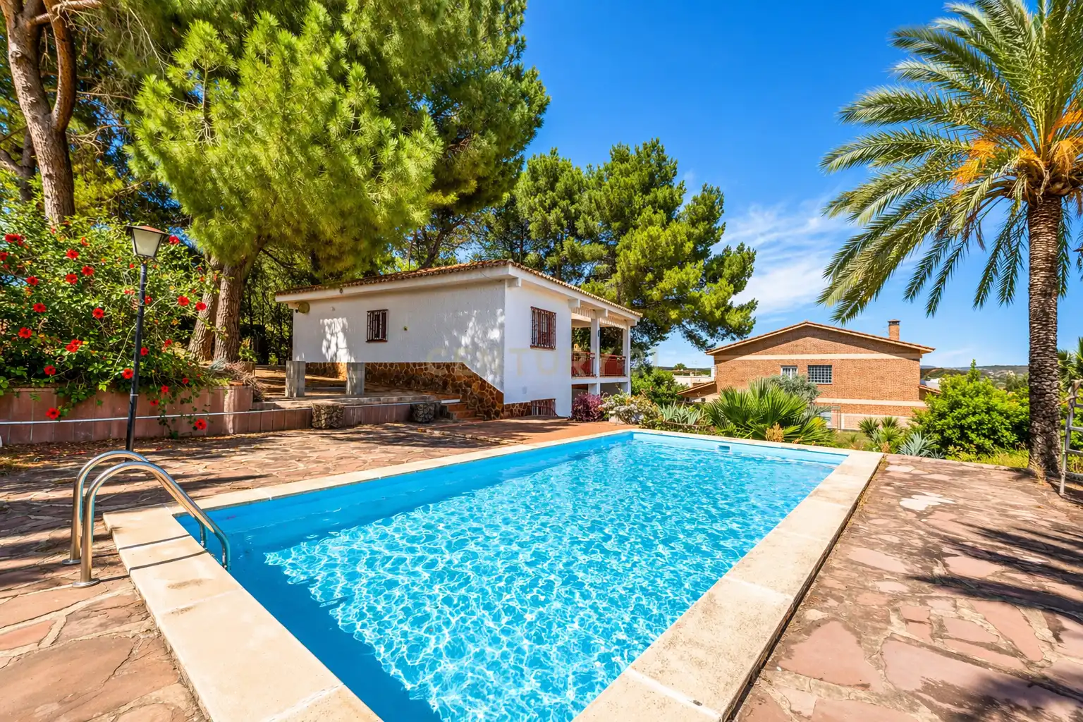 Swimming pool of Houses for sale in Torrent  with Air Conditioner, Private garden and Swimming Pool