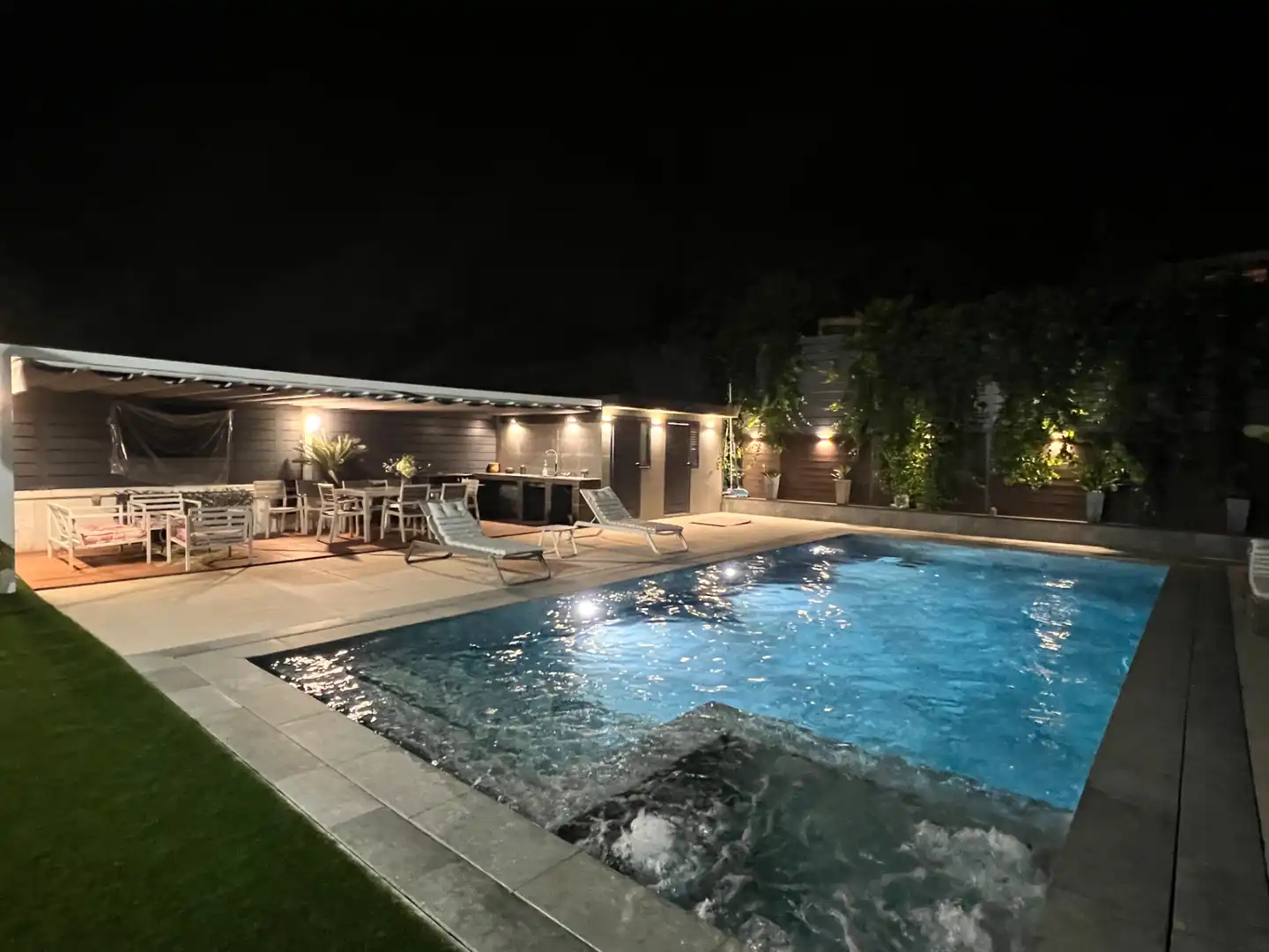 Piscina de Casa o xalet en venda en Rivas-Vaciamadrid amb Aire condicionat, Calefacció i Jardí privat