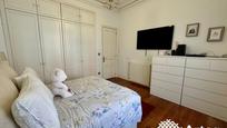 Bedroom of Flat for sale in Bilbao 