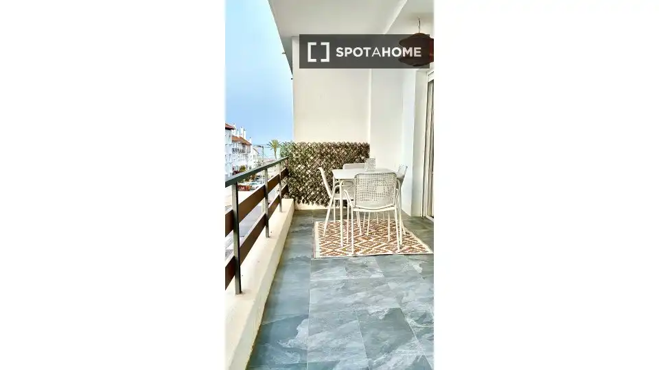 Room in Las Marinas - Pueblo Laguna
