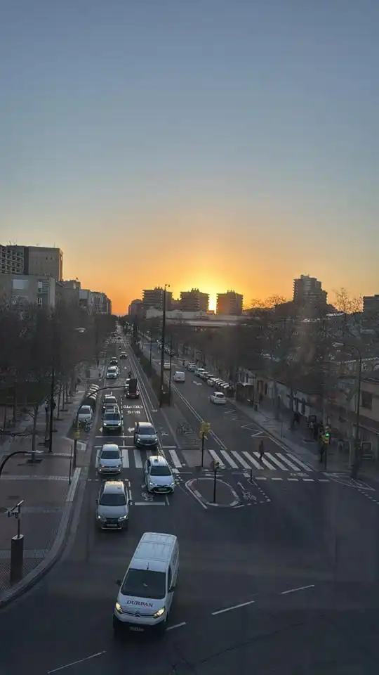 Vista exterior de Piso para compartir en Zaragoza con Calefacción y Amueblado