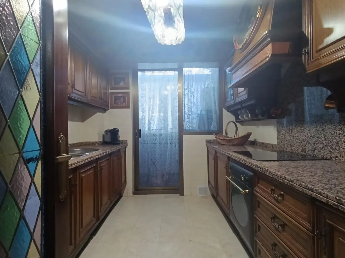 Kitchen of Flat for sale in Sevilla  with Air Conditioner and Heating