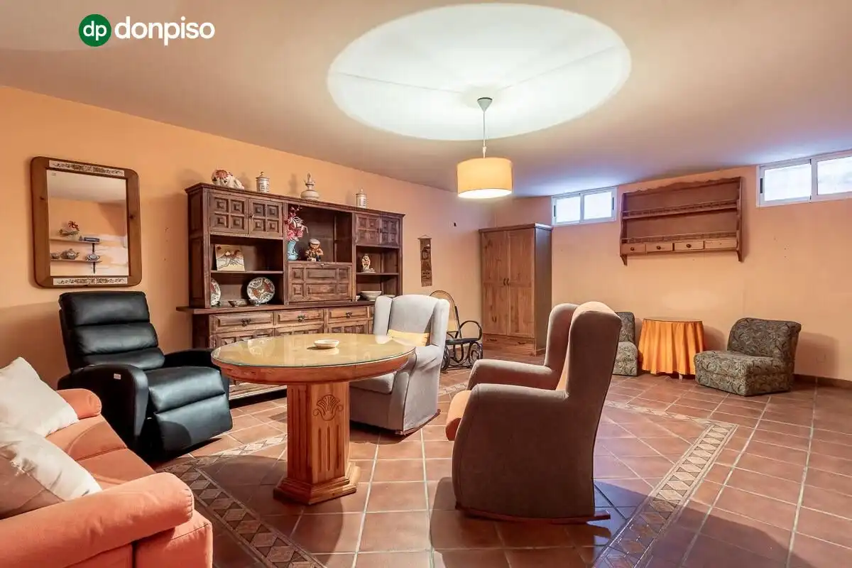 Casa con piscina en venta en Calle de las Cruces, imagen 29
