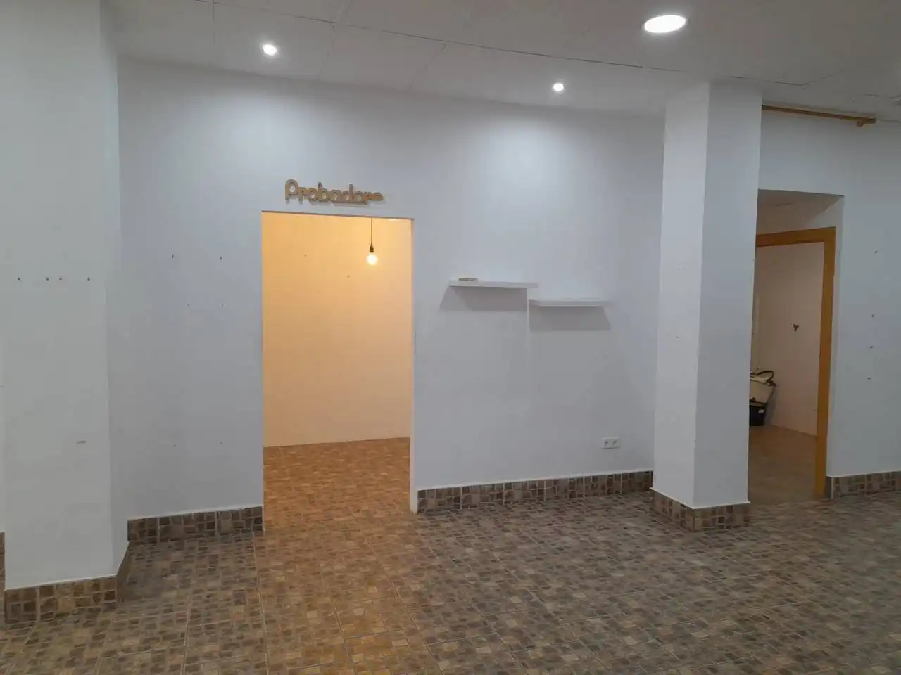 Business premises to rent in Avenida DE LA PAZ, imagen 15