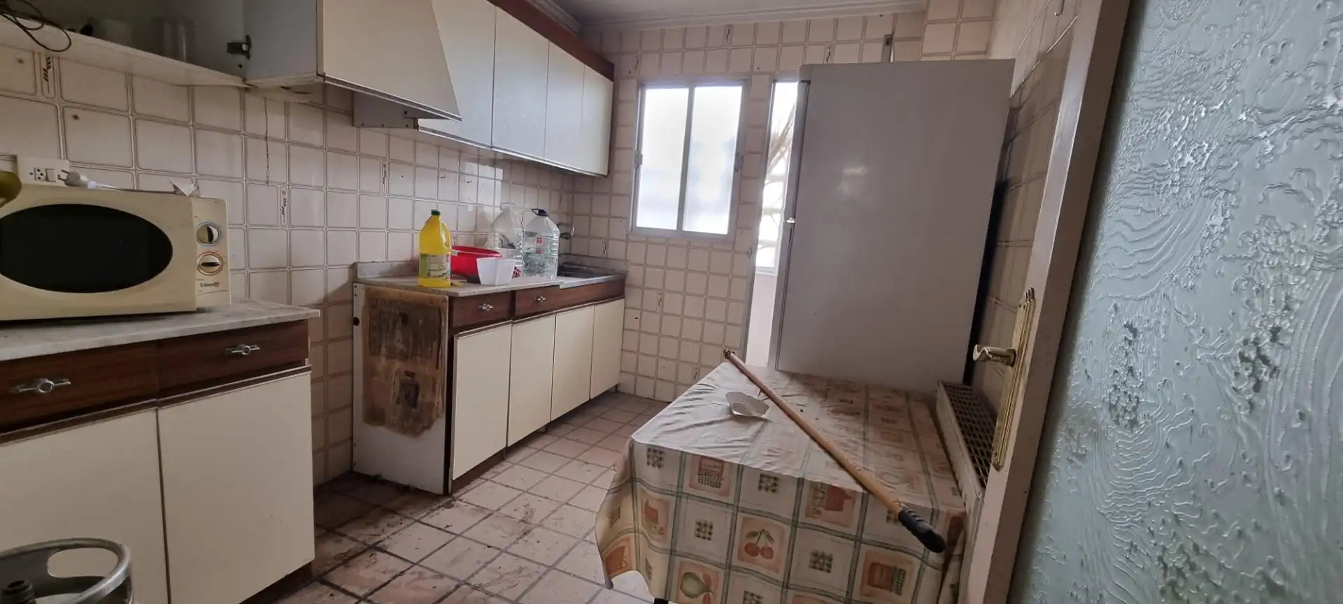 Cuina de Pis en venda en Yecla amb Terrassa i Balcó