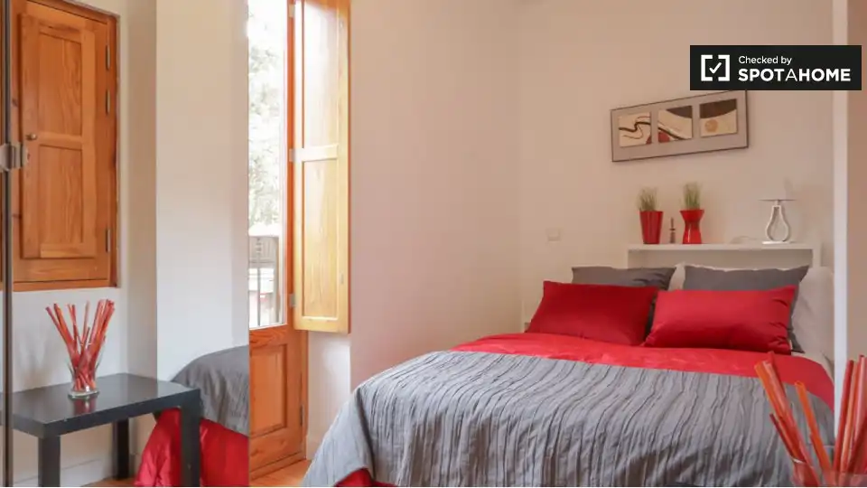 Wohnung zur Miete in Puerta del Ángel