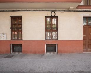 Exterior view of Flat for sale in  Sevilla Capital  with Air Conditioner