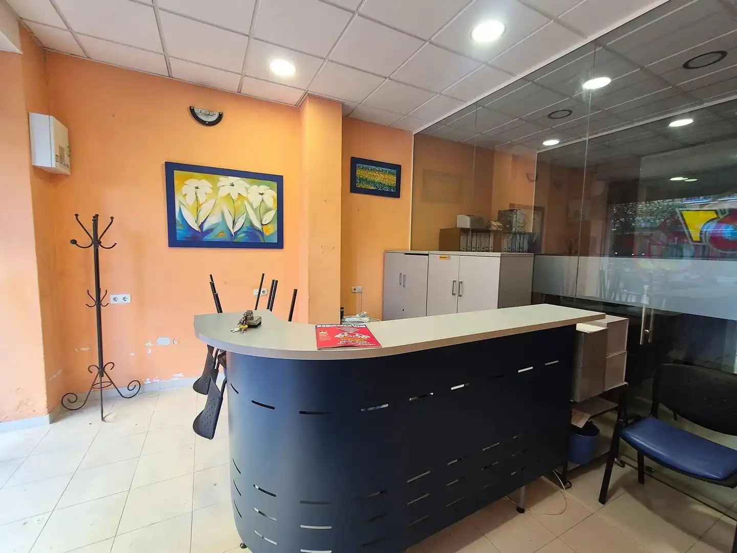 Local comercial de lloguer a Loja, imagen 2