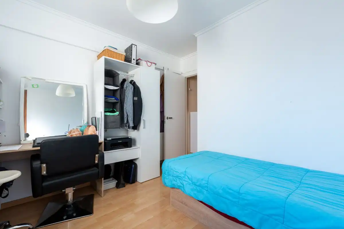 Habitación de Ático en venta en Mislata con Aire acondicionado, Calefacción y Jardín privado