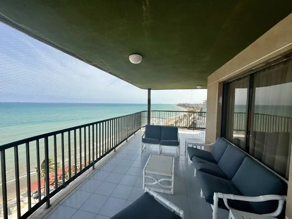 Apartament de lloguer a Avenida Ferrandis Salvador, Heliópolis