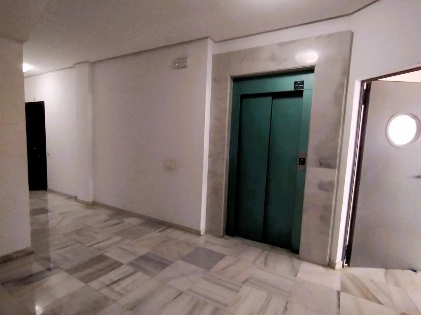 Wohnung zum Verkauf in San Fernando mit Klimaanlage, Abstellraum und Balkon
