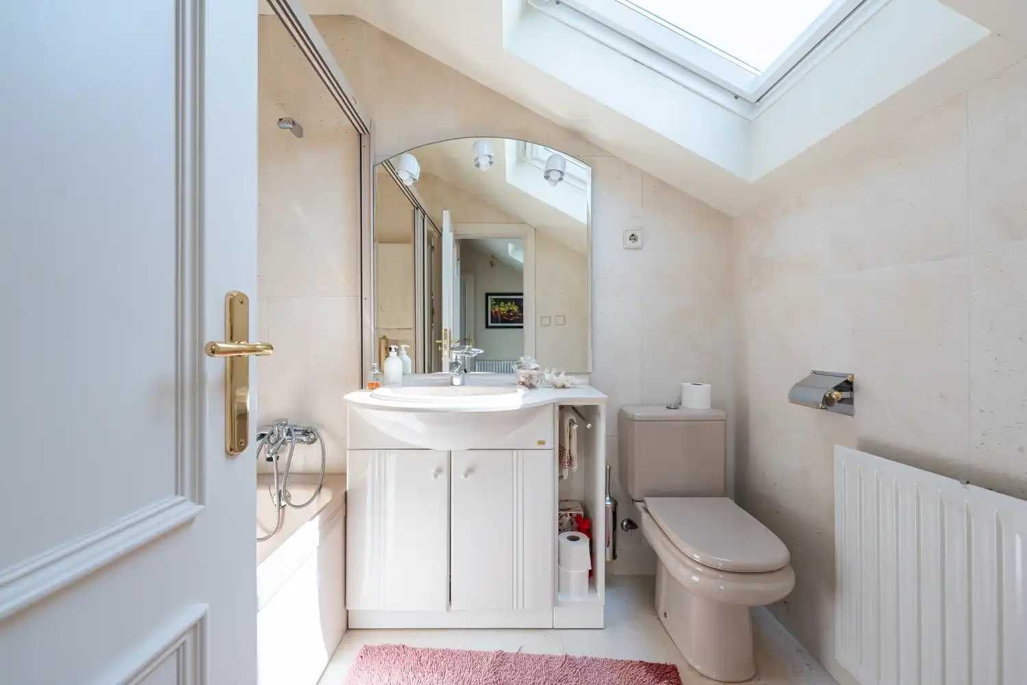 Baño de Casa o chalet en venta en Torrelodones con Aire acondicionado, Calefacción y Terraza