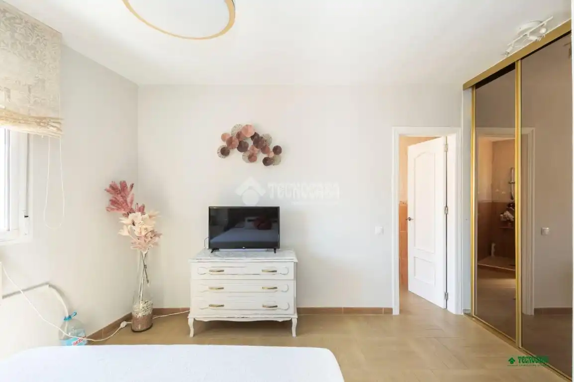 Habitación de Piso en venta en Almería con Terraza