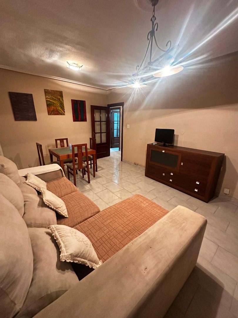 Flat to rent in Calle Gracianas, 5, San Ildefonso - Catedral